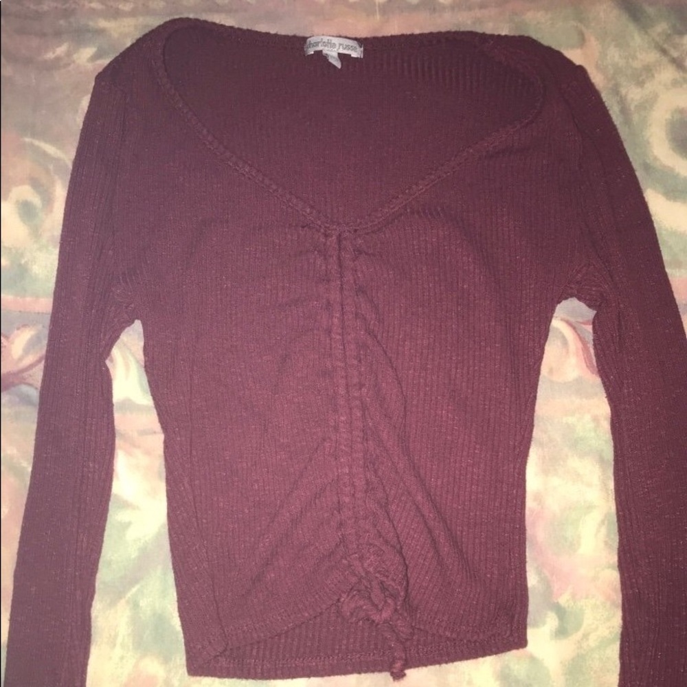 Clothes - Picture 2 of 7